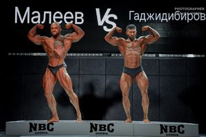 CLASSIC PHYSIQUE